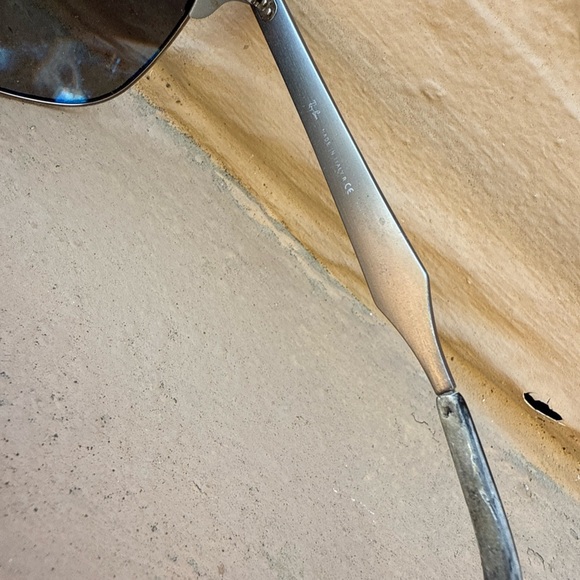 Ray-Ban Silver and Black Sunglasses - Picture 6 of 7